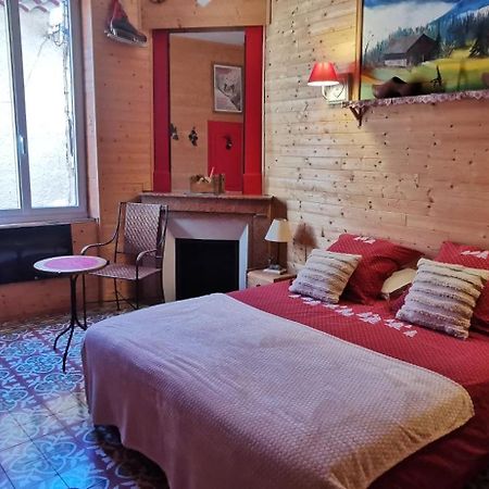 Le Mimosa Bed & Breakfast Saint-Saturnin-de-Lucian Luaran gambar